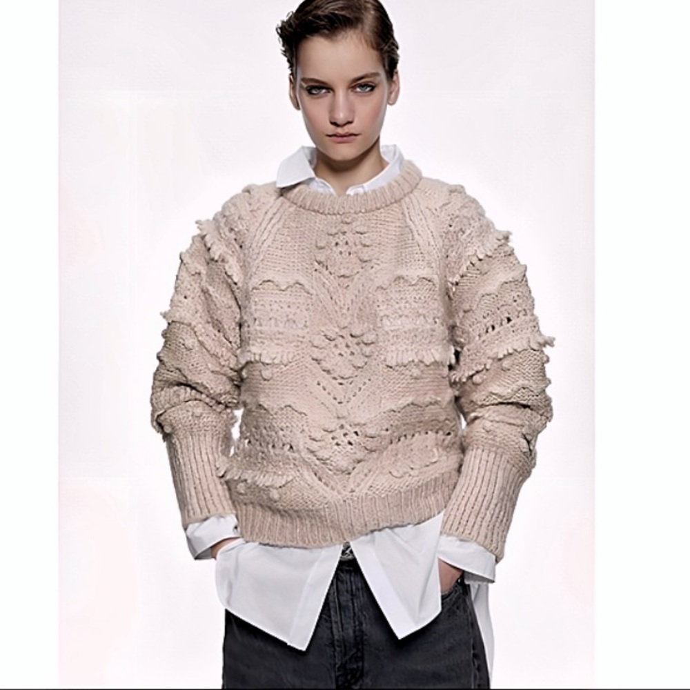 NWOT Zara knit sweater with pompoms.